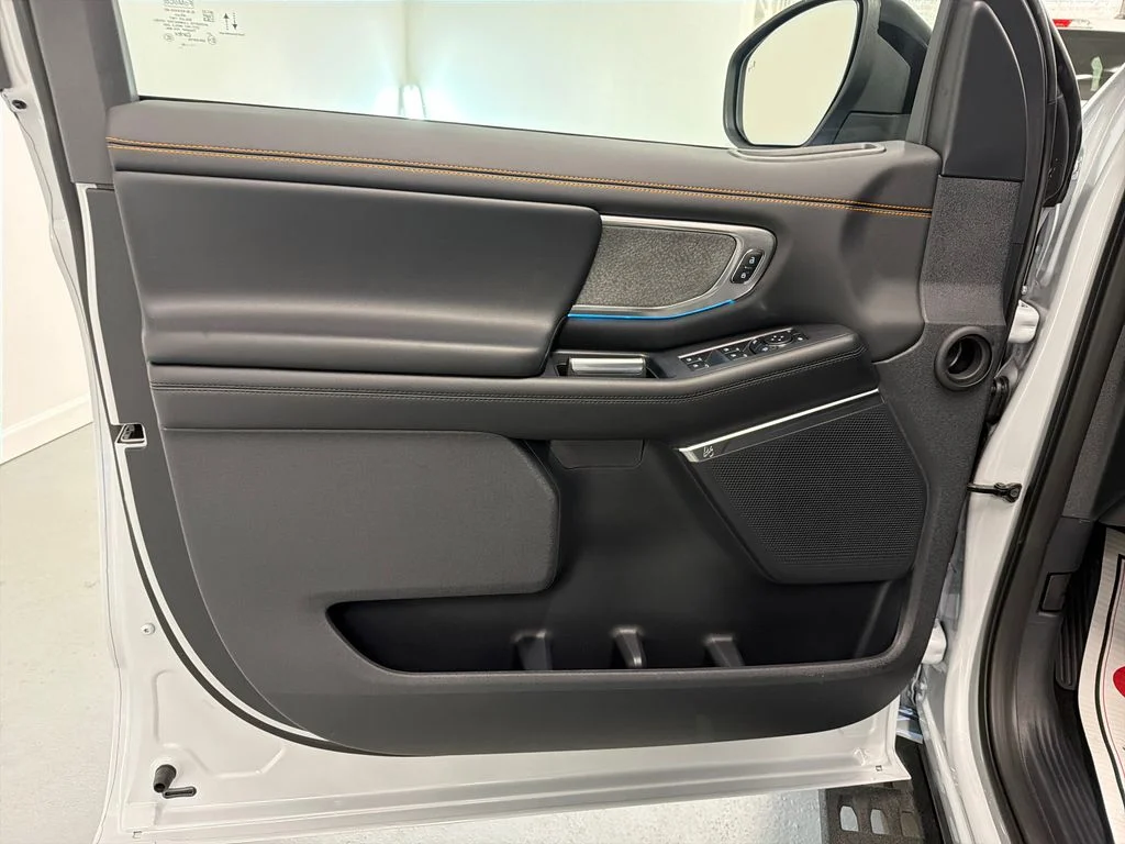 New 2026 Silver Ford Tremor image 11