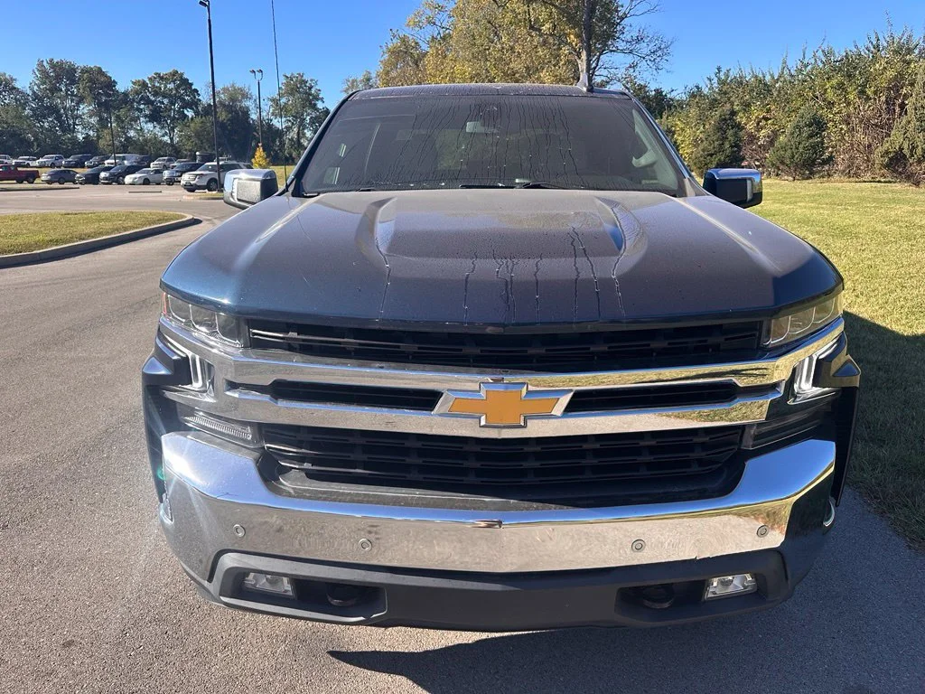 Used 2021 Blue Metallic Chevrolet LT image 7