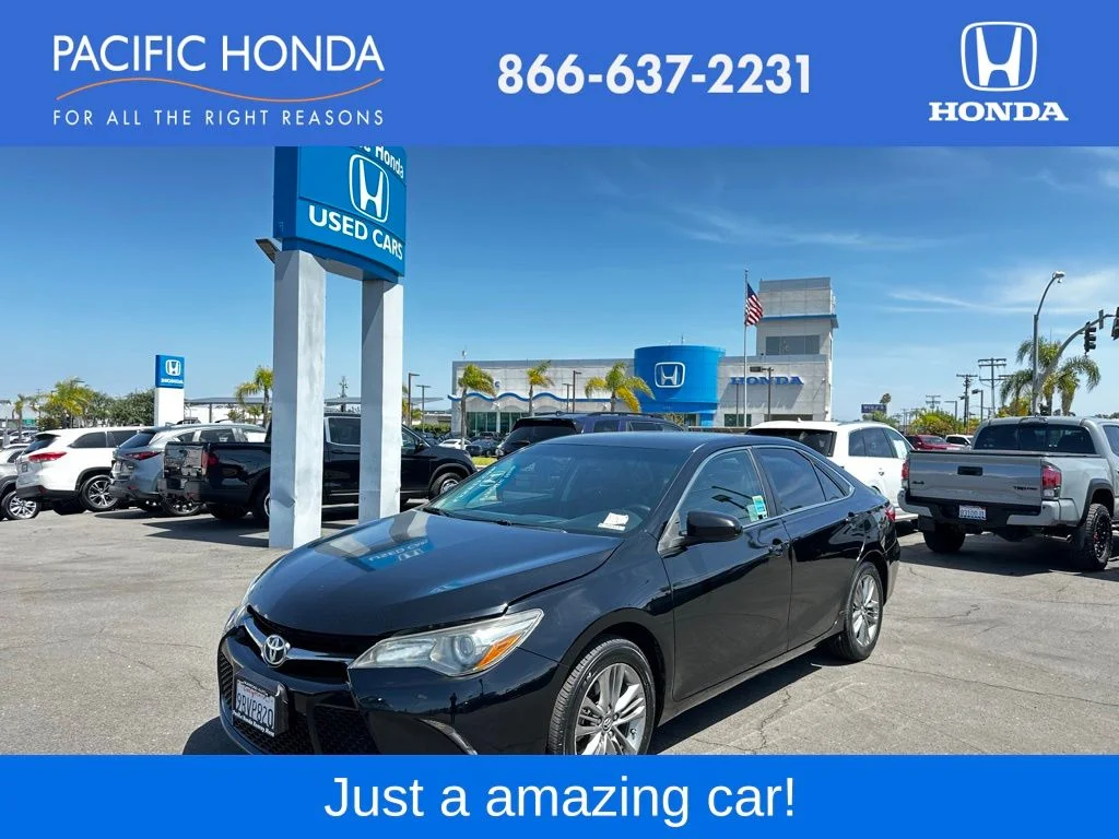 2017 Toyota Camry SE