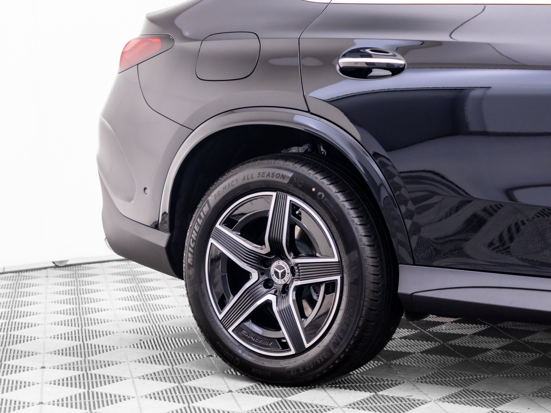 New 2027 Black Mercedes-Benz GLC 300 Coupe image 73