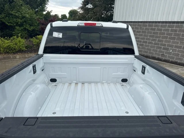 New 2026 Oxford White Ford Lariat® image 40