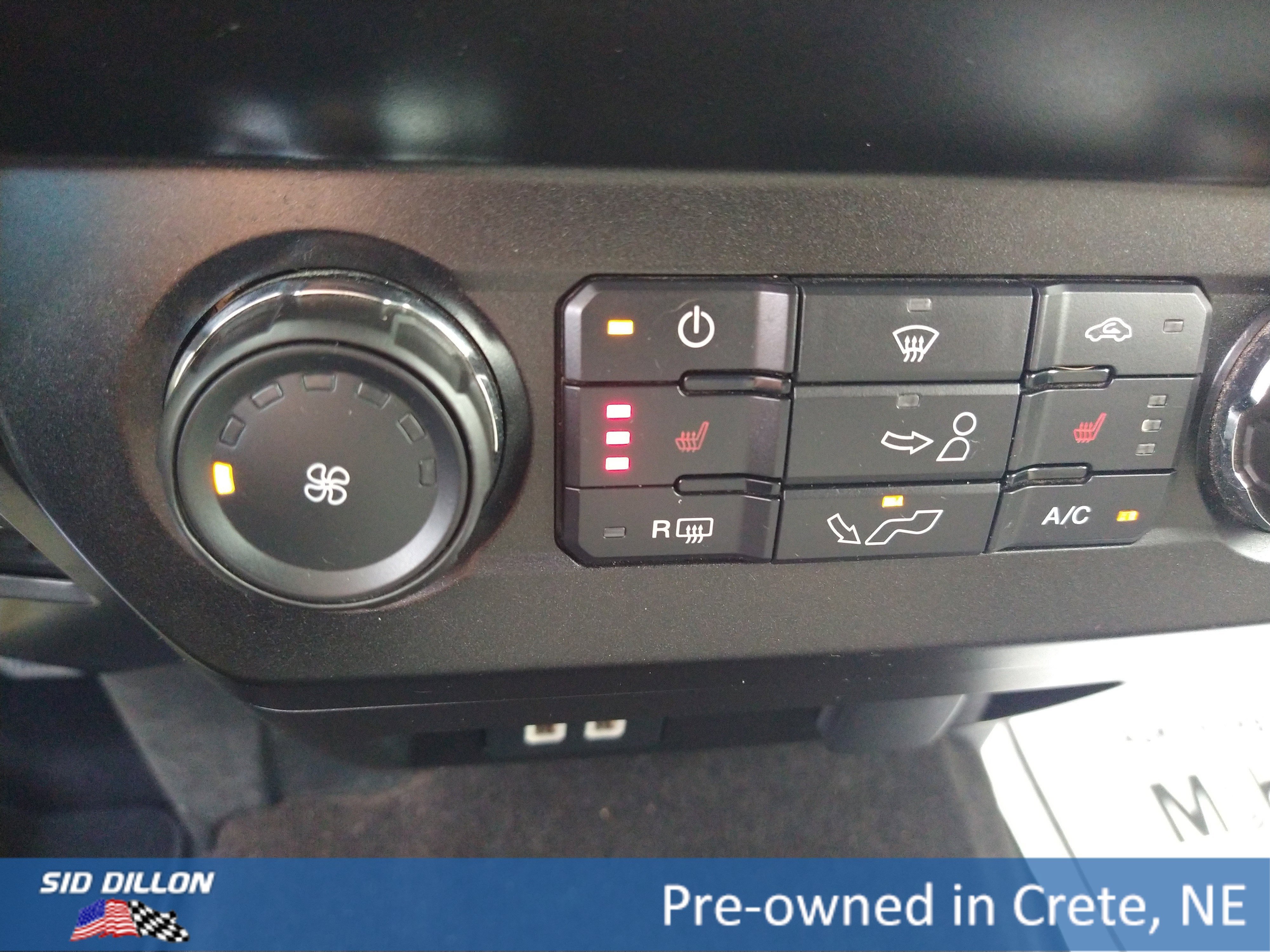 Used 2019 Oxford White Ford XLT image 10