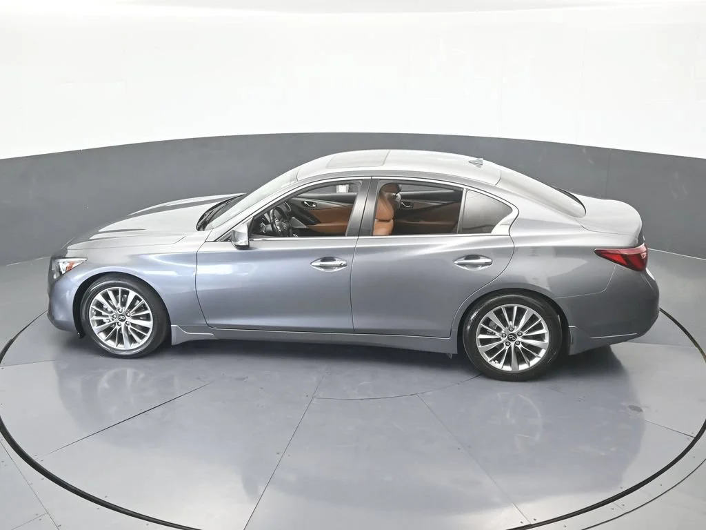 Used 2024 Graphite Shadow INFINITI LUXE image 57
