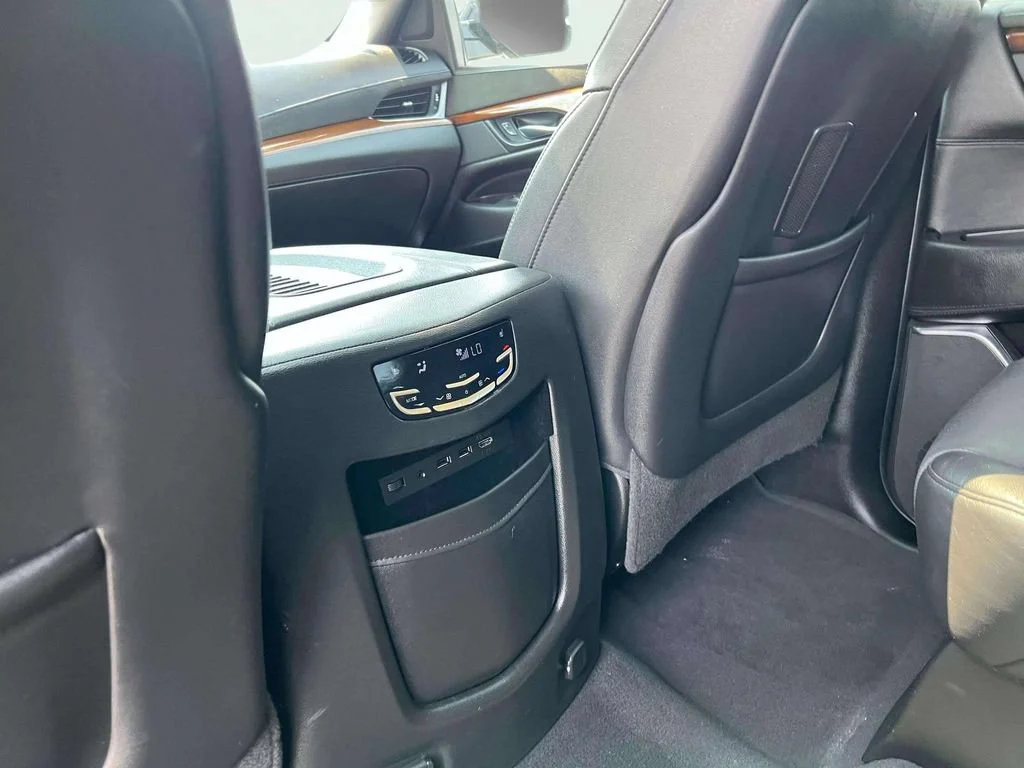 Used 2019 BLACK RAVEN Cadillac Premium Luxury image 22