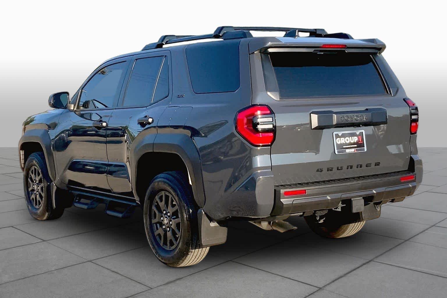 Used 2025 Underground Toyota SR5 image 12