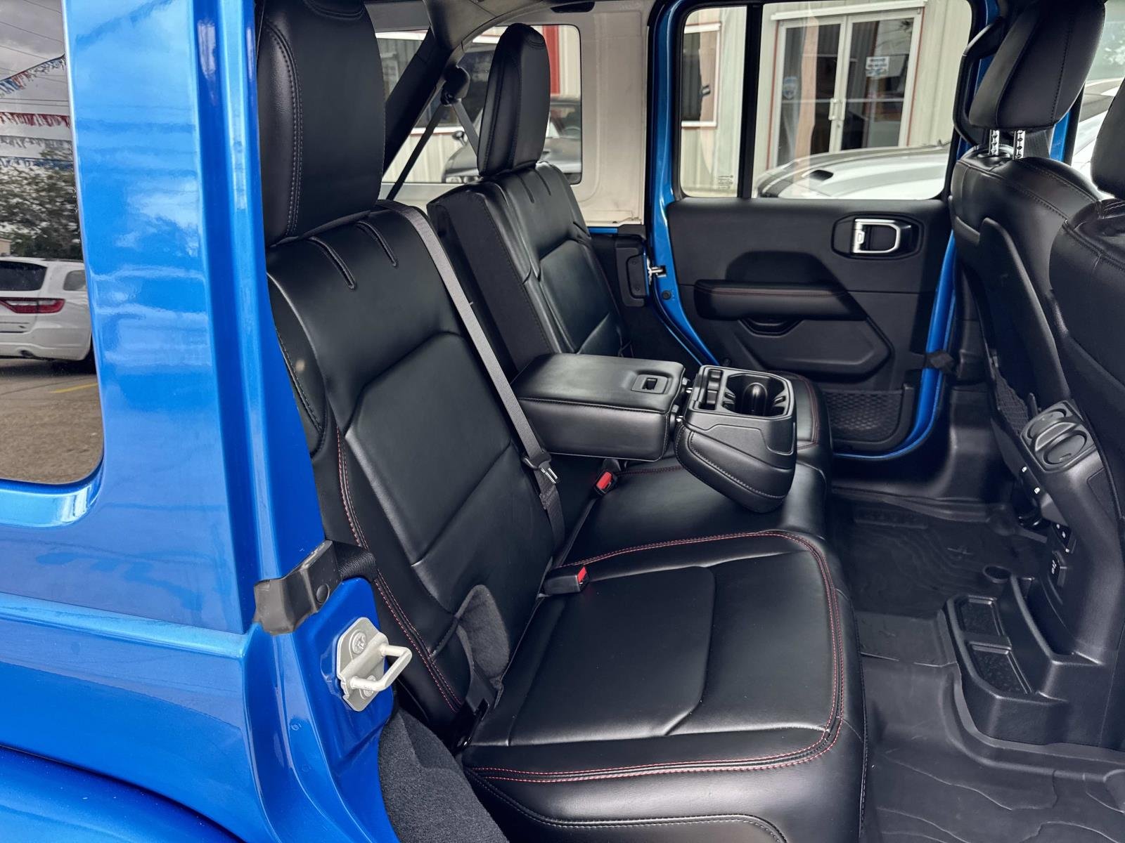 Used 2024 Hydro Blue Pearlcoat Jeep Rubicon X image 9
