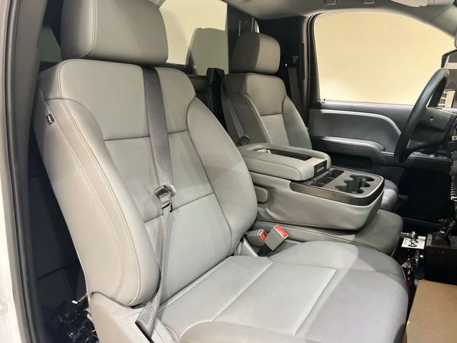 Used 2023 Summit White Chevrolet 1WT image 19