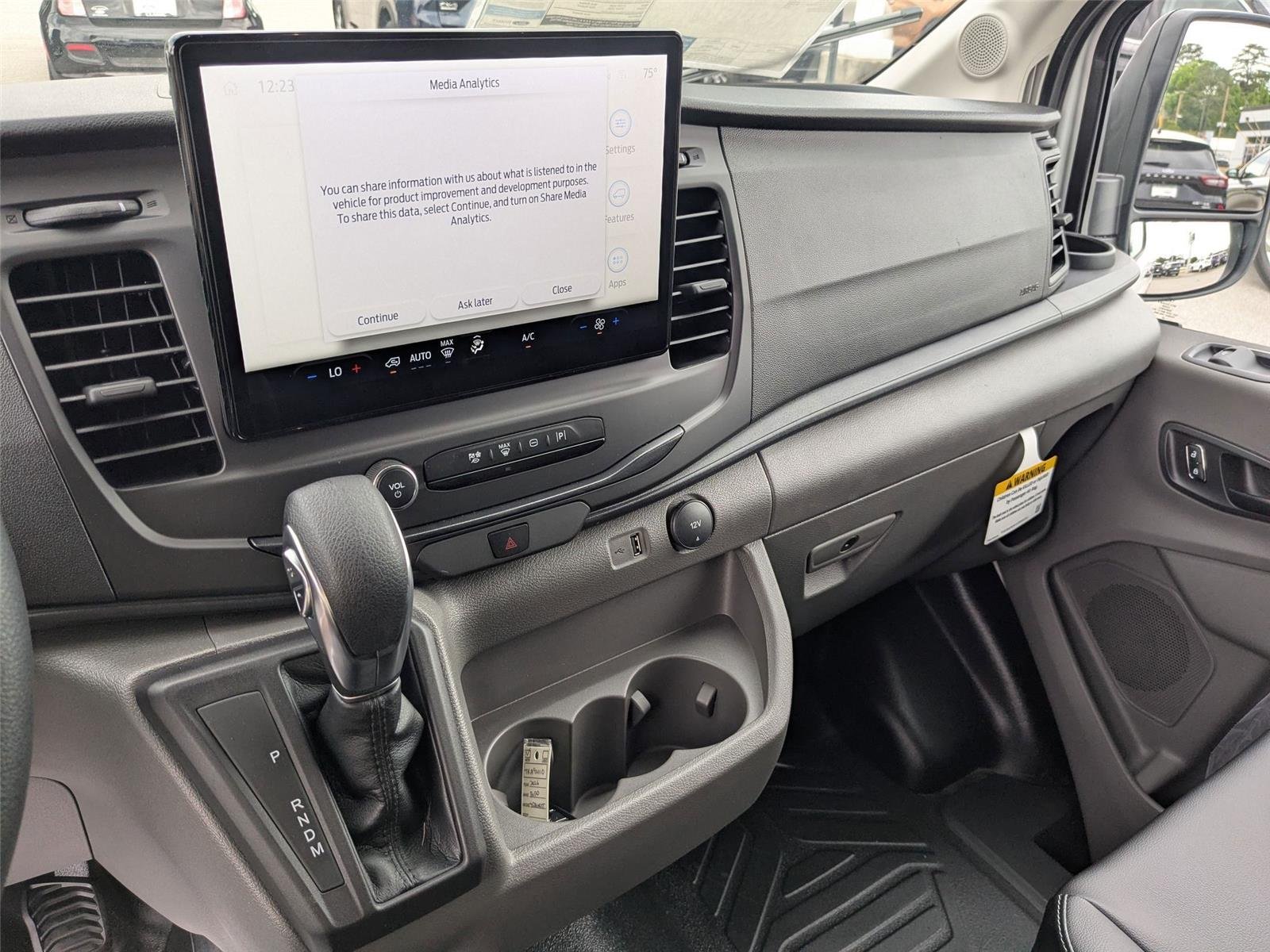 New 2026 Oxford White Ford Cargo Van image 19