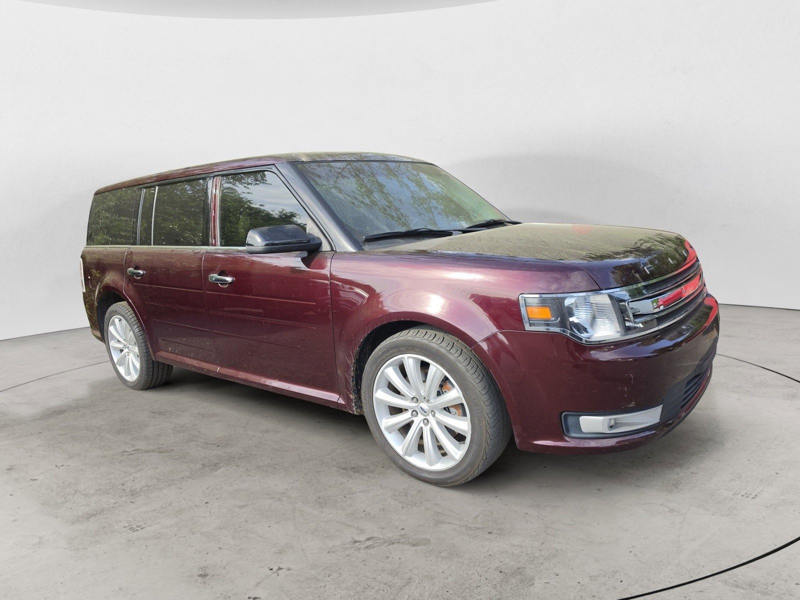 Used 2019 Burgundy Ford SEL image 2