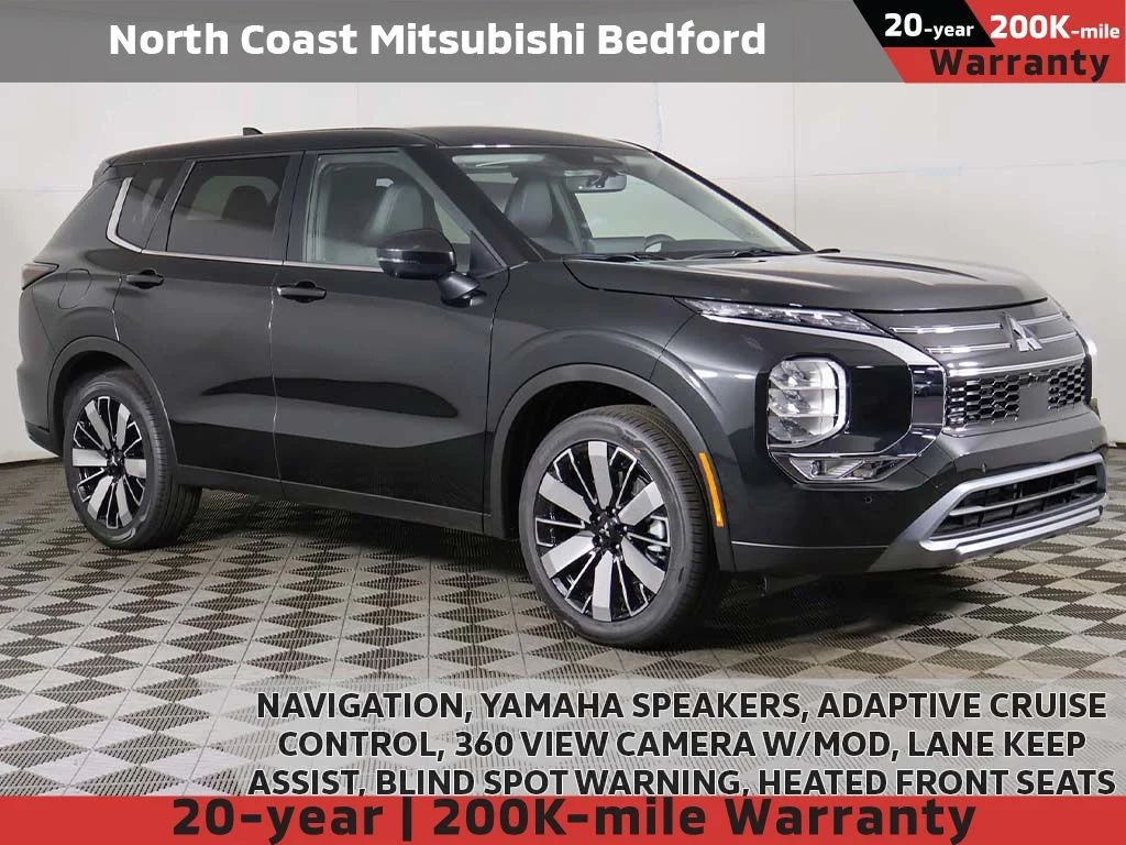 2026 Mitsubishi Outlander SE FWD's photo