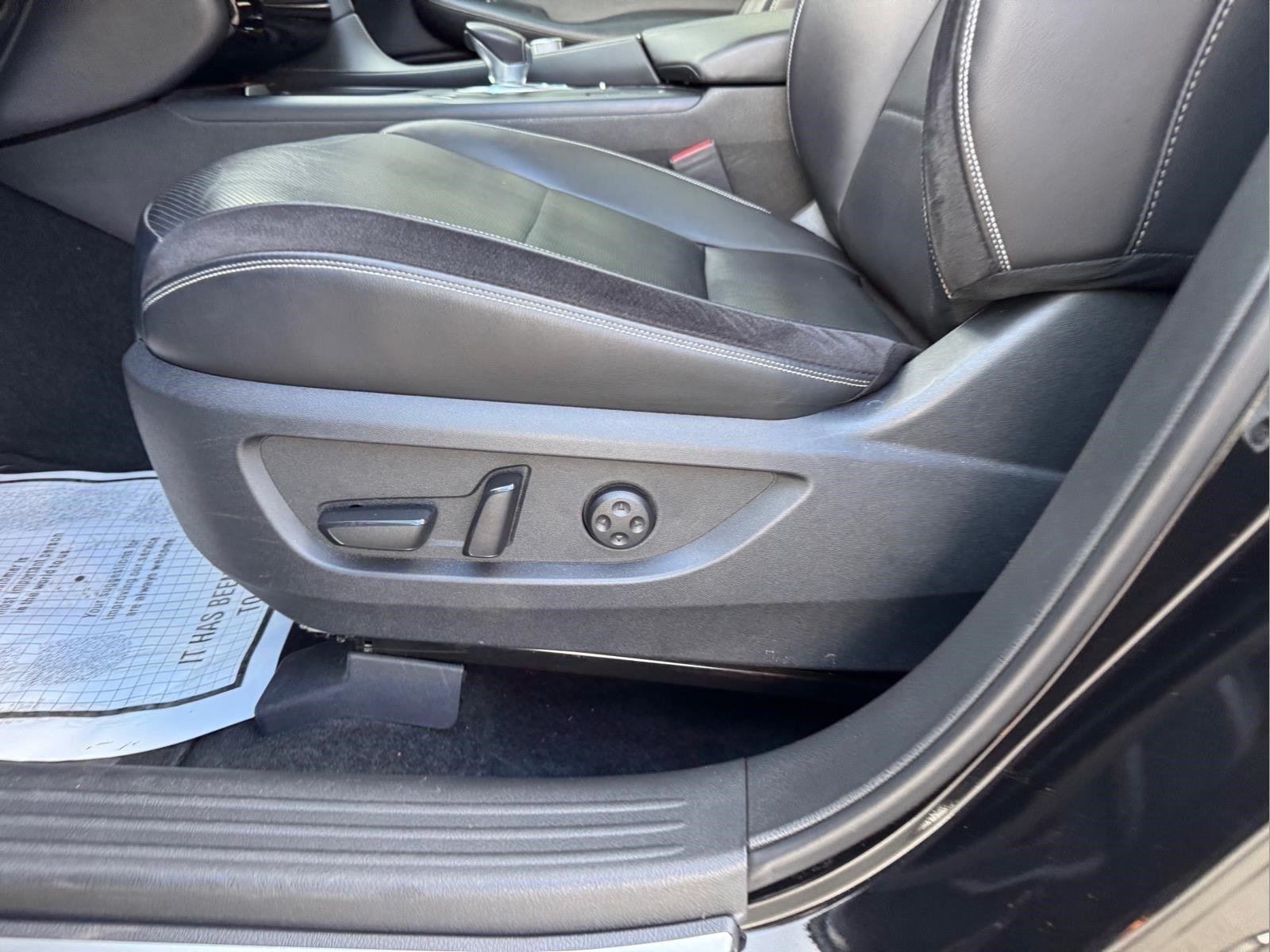 Used 2023 Mineral Black INFINITI SENSORY image 19