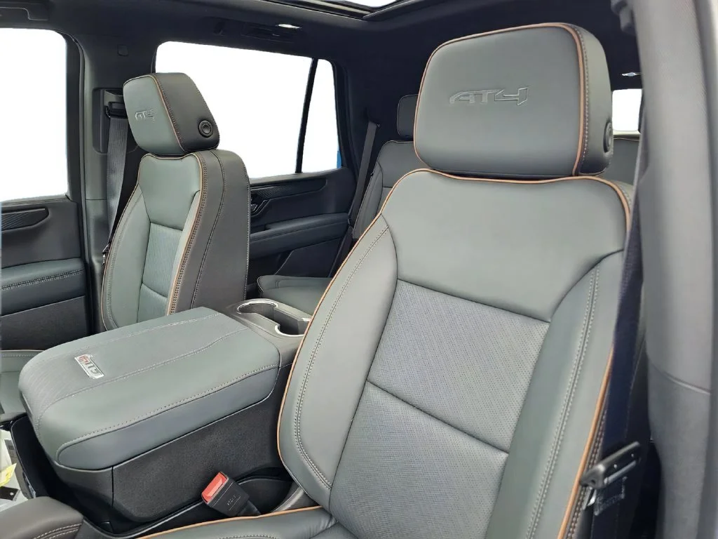 New 2026 Sterling Metallic GMC AT4 image 18