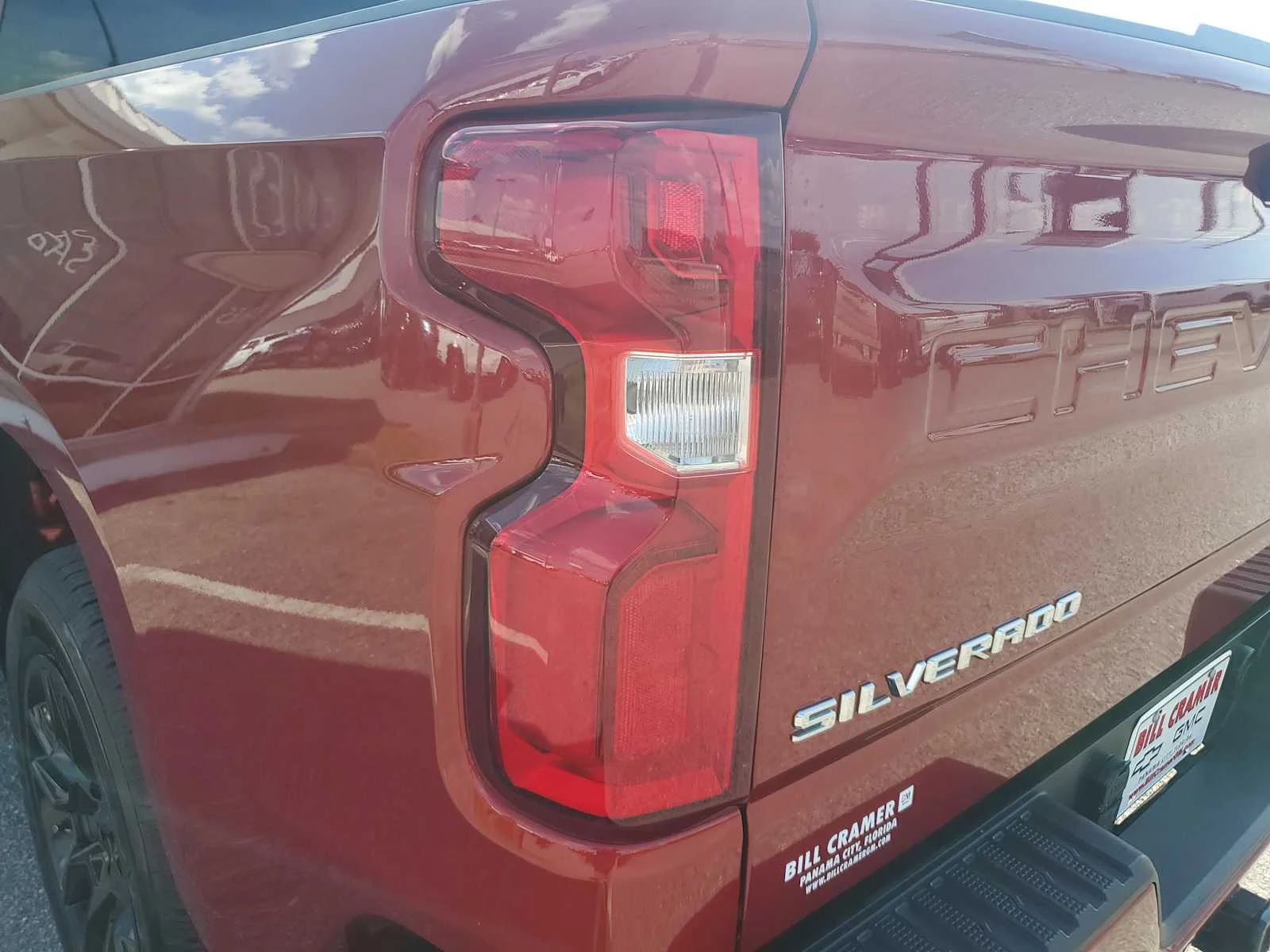 Used 2021 CHERRY RED TINTCOAT Chevrolet Custom image 4