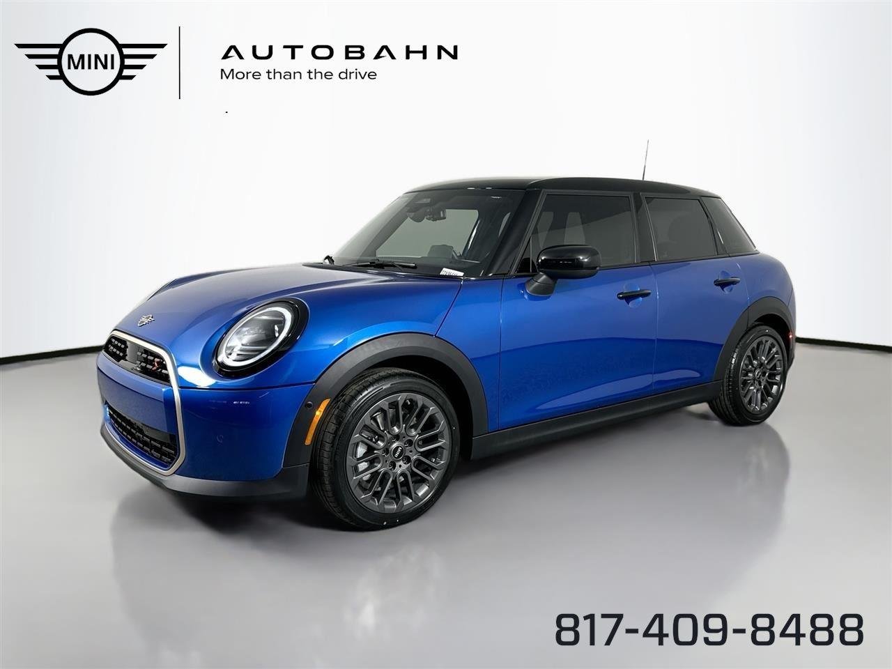2026 MINI Hardtop Cooper S Signature's photo