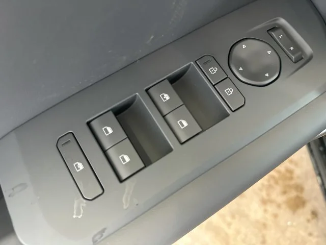 New 2027 Terrain Brown / Black Roof Kia X-Line S image 24