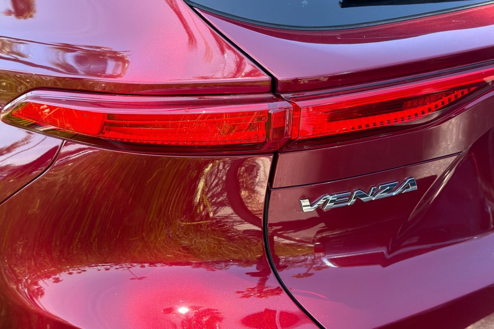 Used 2023 Red Toyota XLE image 11