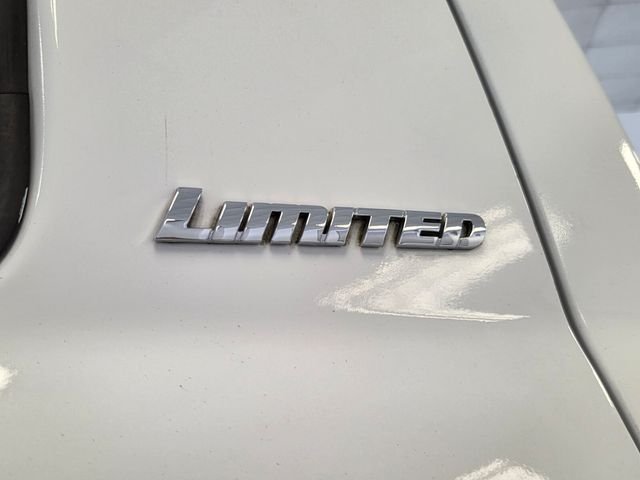 Used 2015 White Toyota Limited image 12