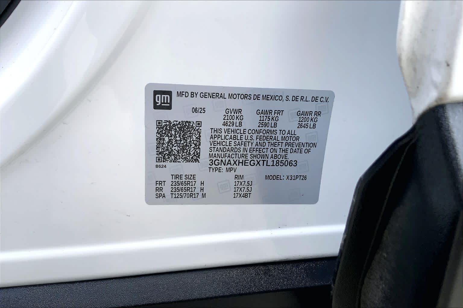 Used 2026 Summit White Chevrolet FWD LT image 36
