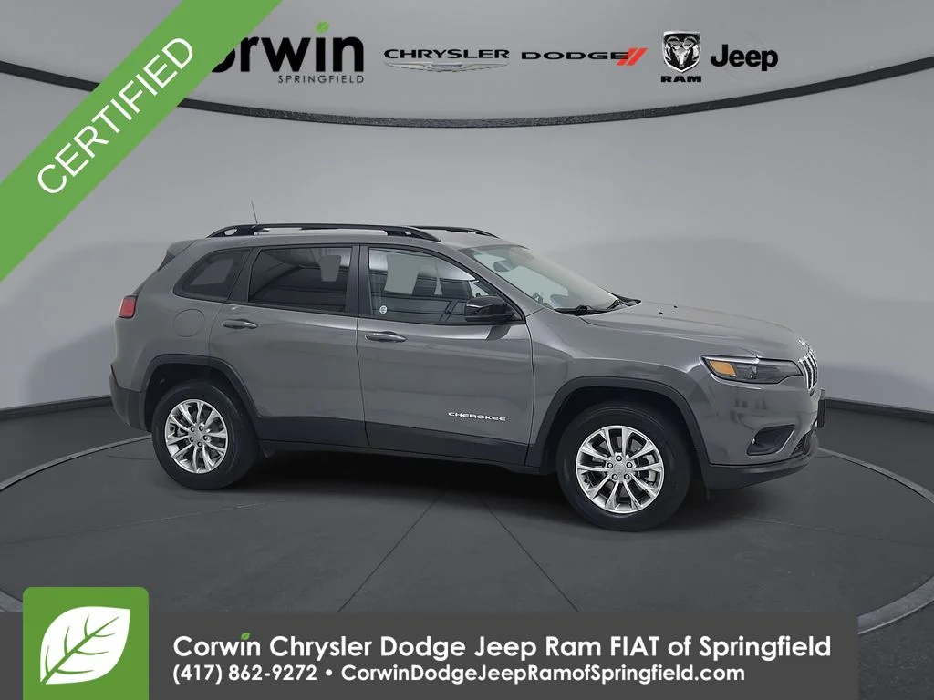 Certified Used 2022 Gray Jeep Latitude Lux image 1