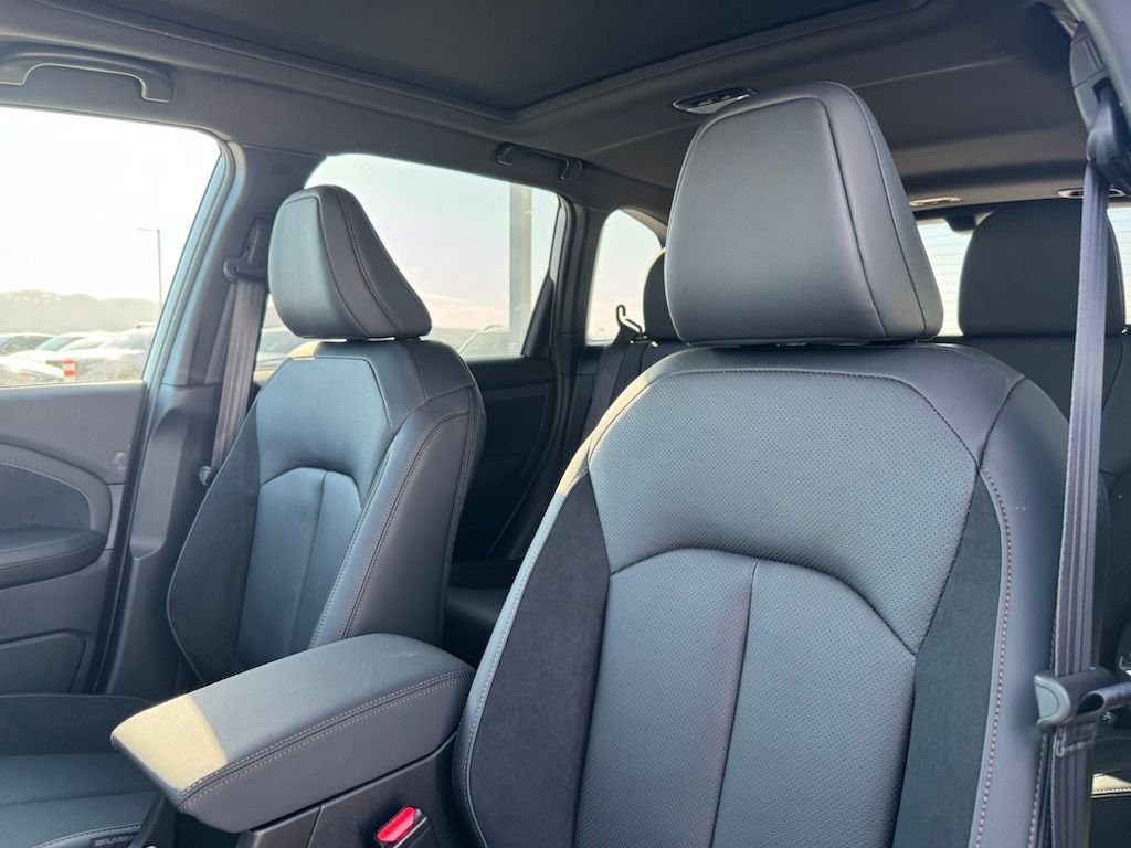 New 2026 ICE SILVER METALLIC Subaru Touring image 15