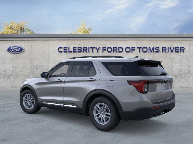 New 2025 Carbonized Gray Metallic Ford Active image 4
