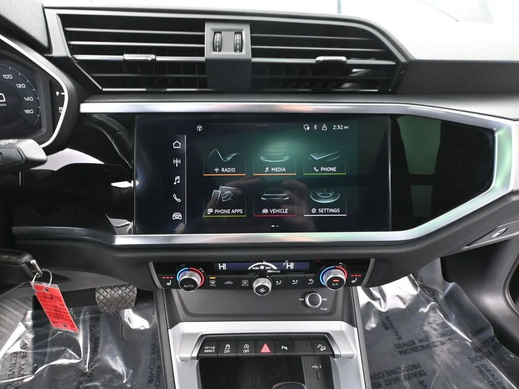 Used 2022 Gray Audi Premium image 32