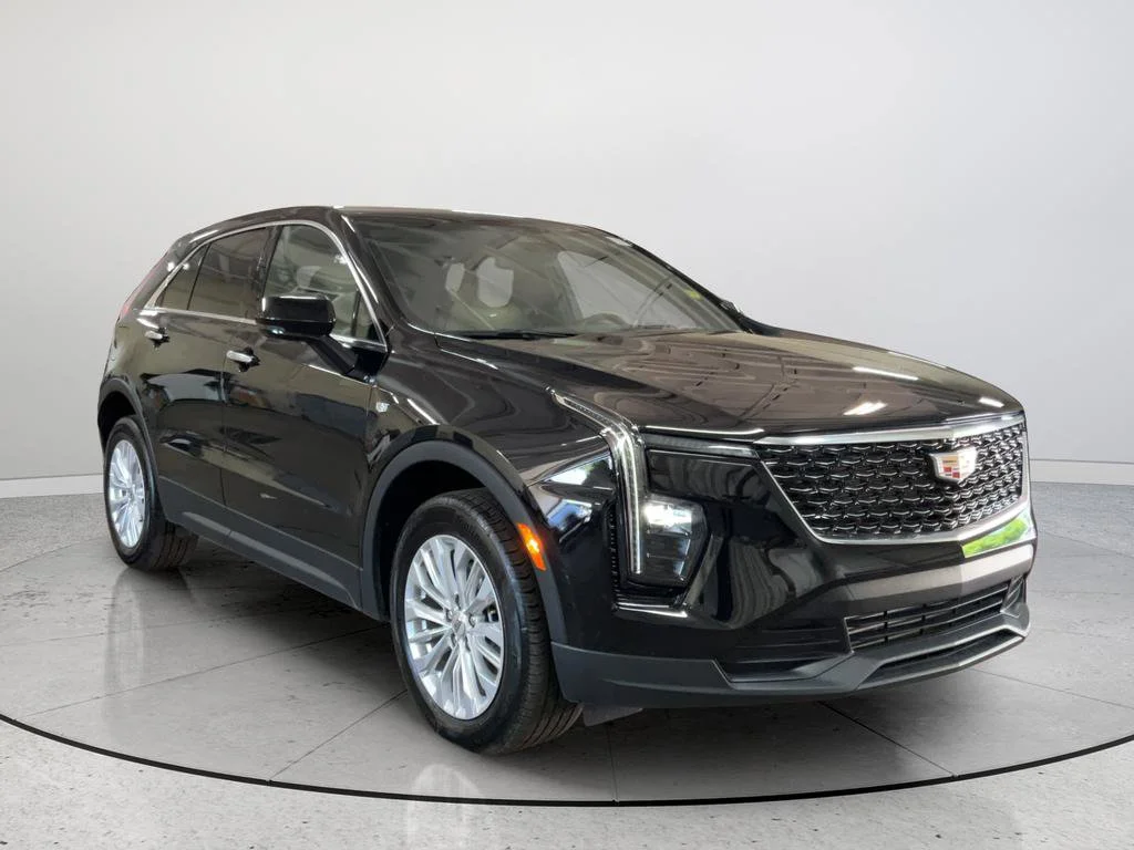 2024 Cadillac XT4 Luxury's photo