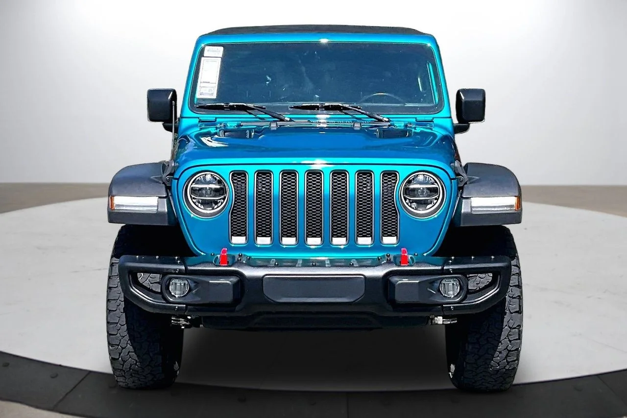 Certified Used 2020 Teal Jeep Rubicon image 3
