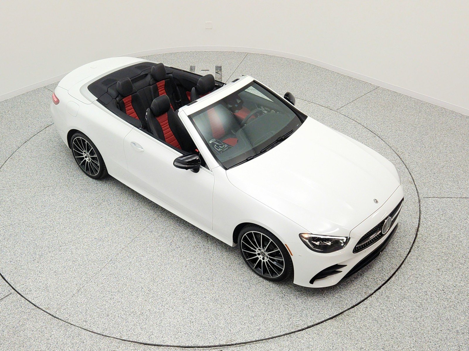 Used 2023 Moonlight White Mercedes-Benz E 450 RWD Cabriolet image 40