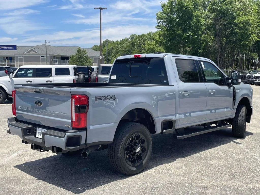 New 2026 Gray Ford Lariat image 3