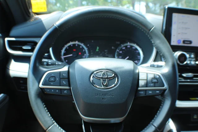 Used 2024 Ruby Flare Pearl Toyota XSE image 7