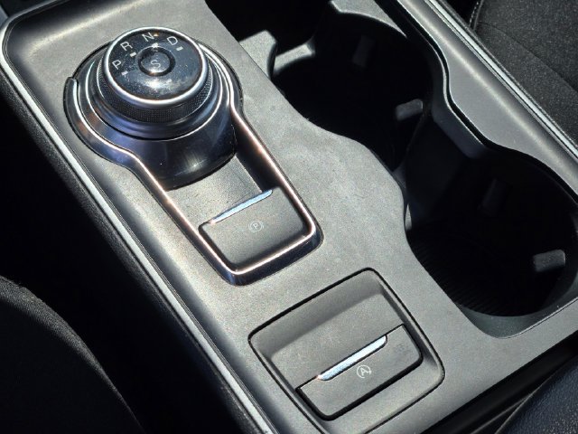 Used 2022 Gray Ford SE image 25