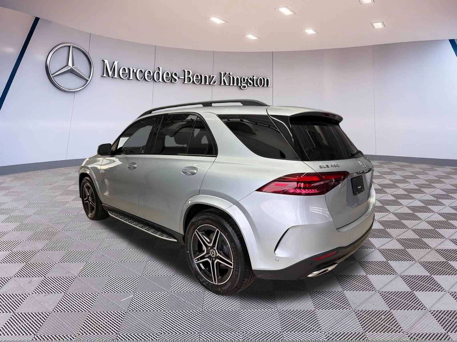 New 2026 Silver Mercedes-Benz GLE 450 4MATIC SUV image 8