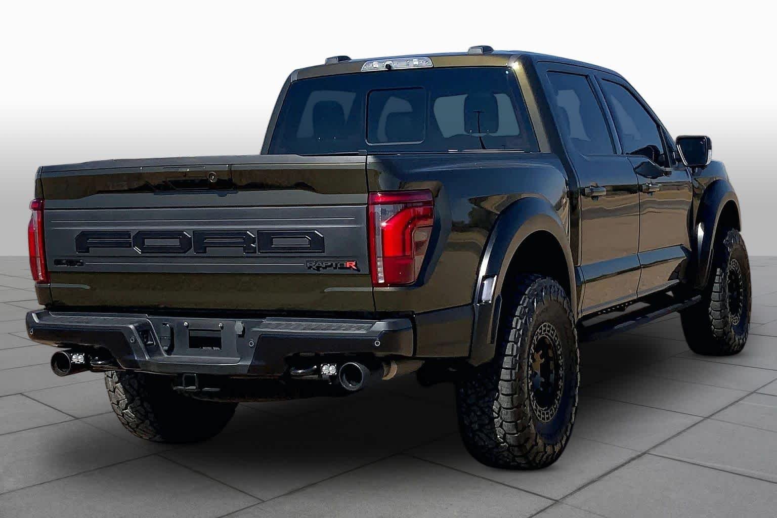 Used 2024 Shelter Green Ford Raptor image 13