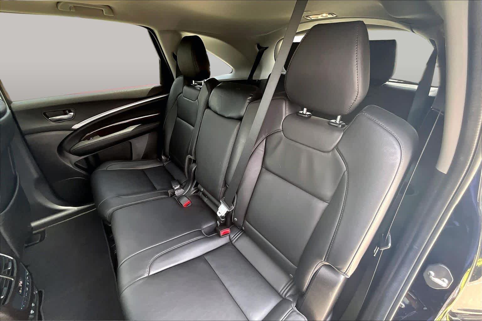 Used 2020 Majestic Black Pearl Acura  image 18