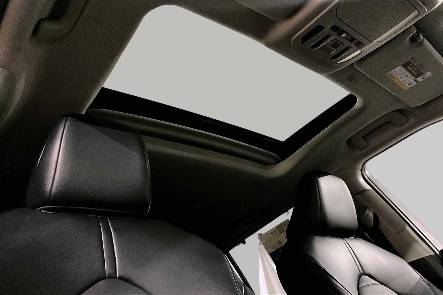 Used 2022 Midnight Black Metallic Toyota XLE image 25