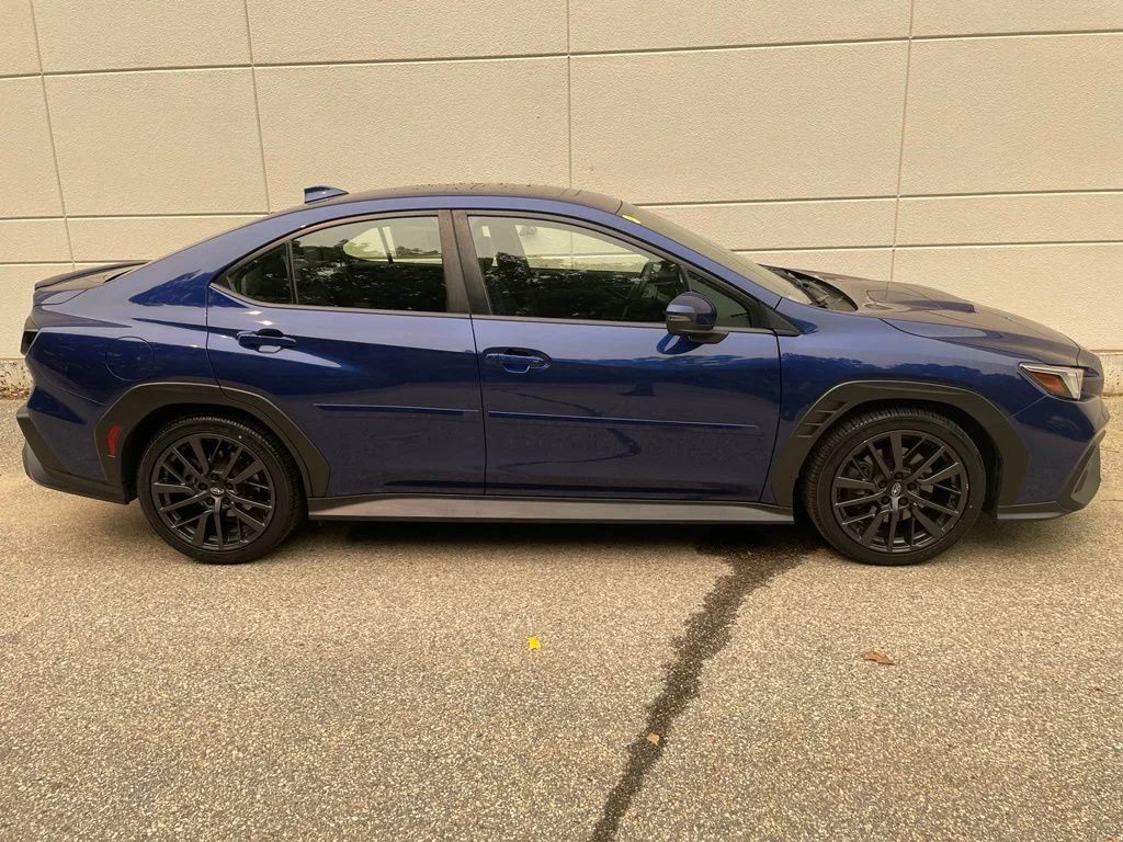 Used 2023 Sapphire Blue Subaru Limited image 5