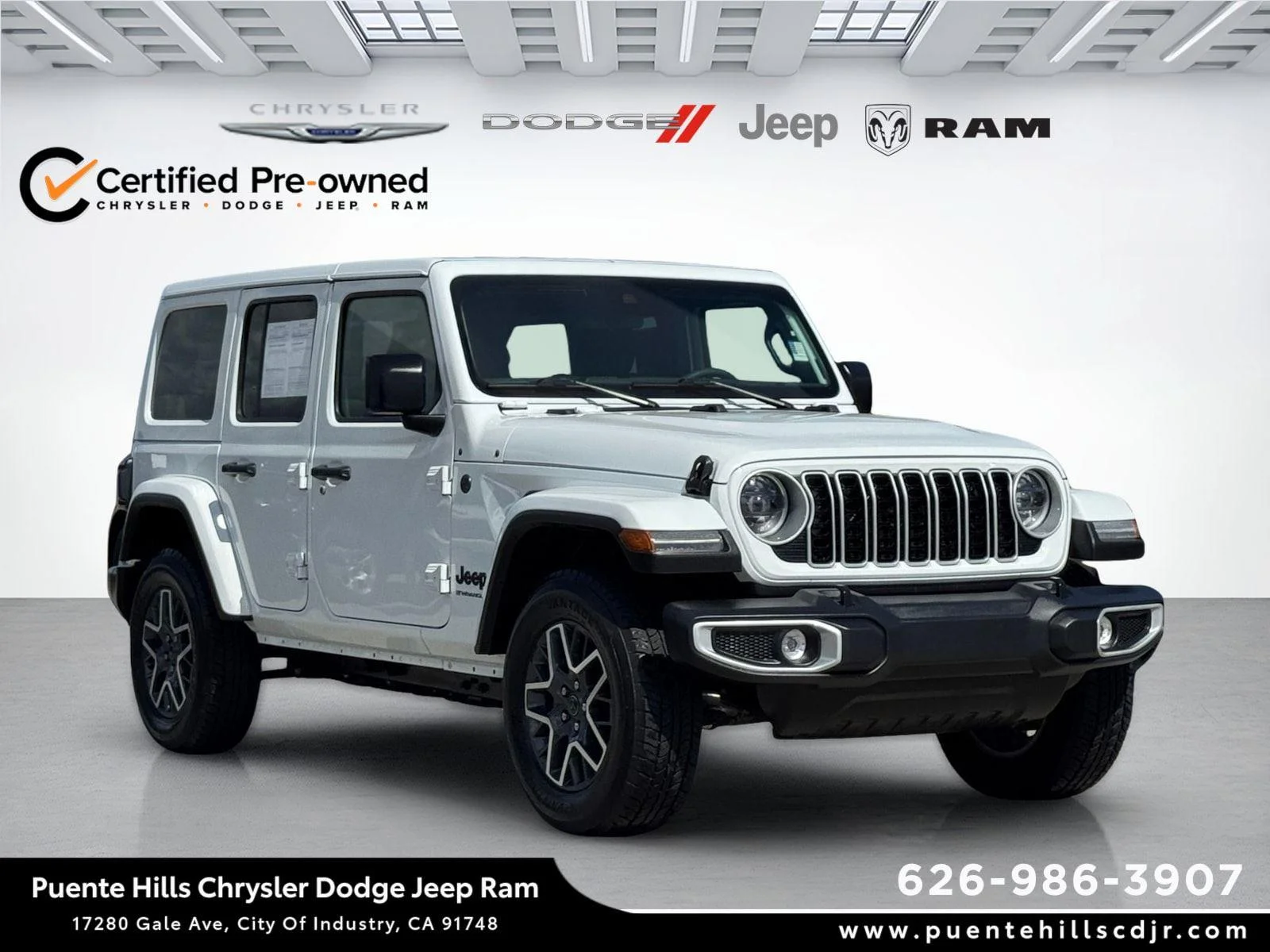 2025 Jeep Wrangler Sahara's photo