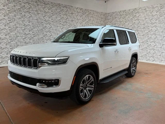 Used 2025 Bright White Clearcoat Jeep Base image 3