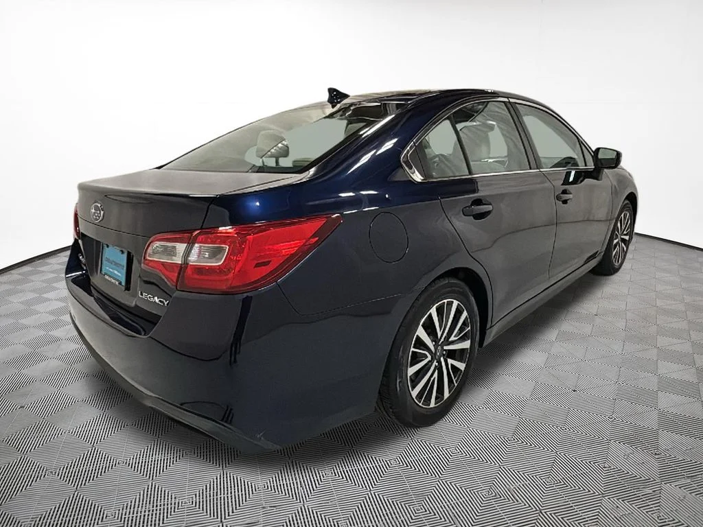 Used 2018 Blue Subaru 2.5i image 9