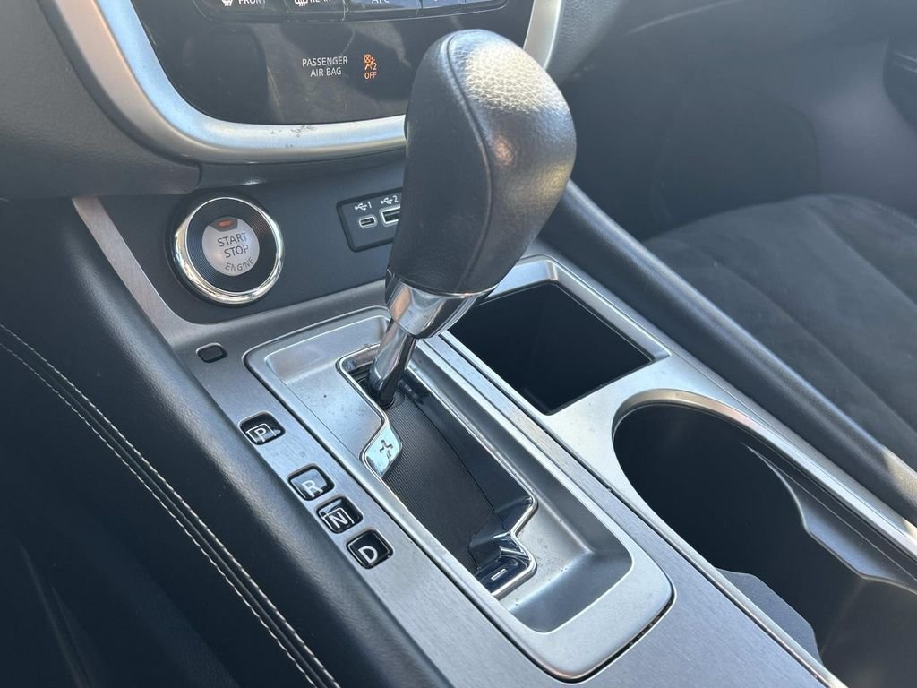 Used 2021 Gray Nissan S image 27