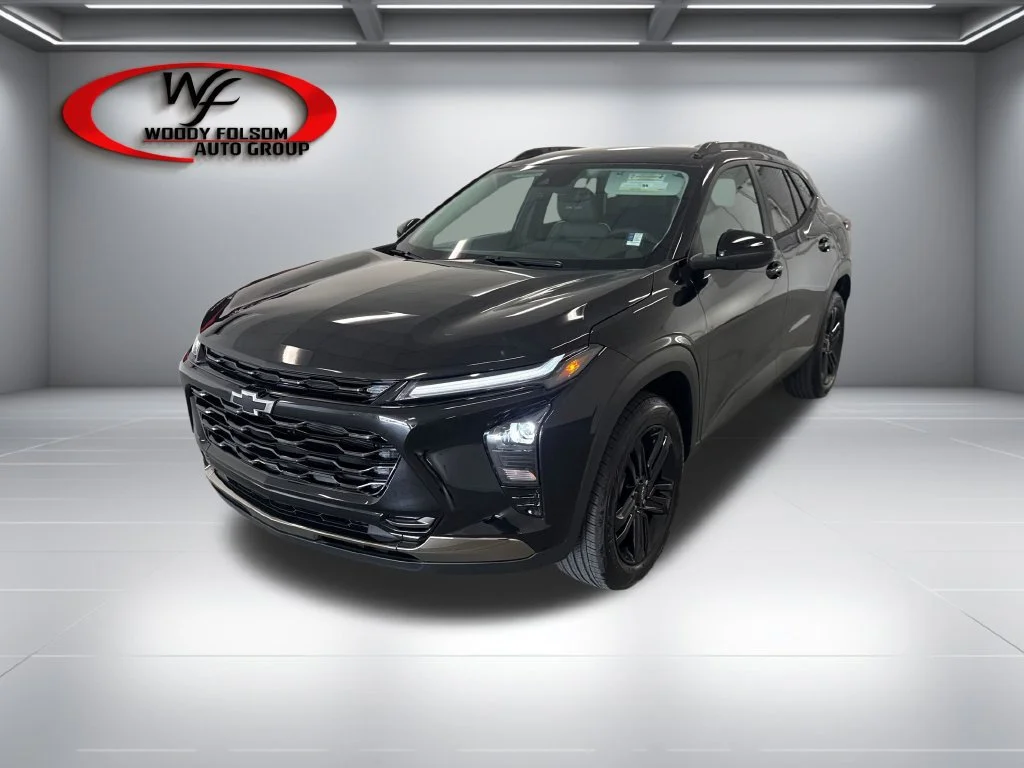 New 2026 Mosaic Black Metallic Chevrolet ACTIV image 3