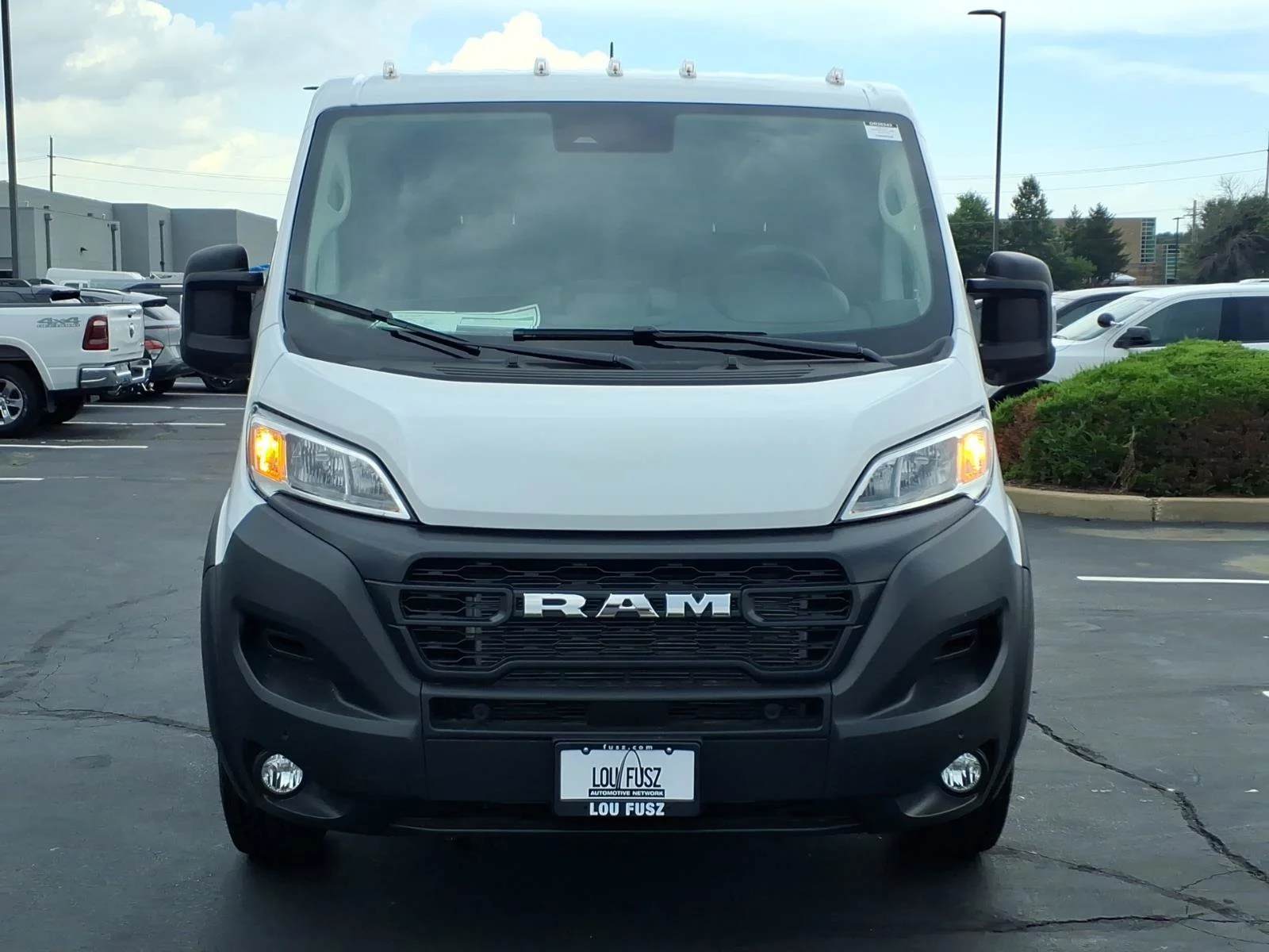 New 2026 Bright White Clear-Coat Exterior Paint RAM Low Roof image 20