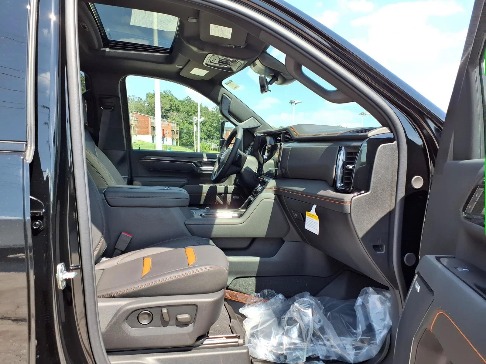 2026 GMC Sierra 2500HD AT4 - Photo 18