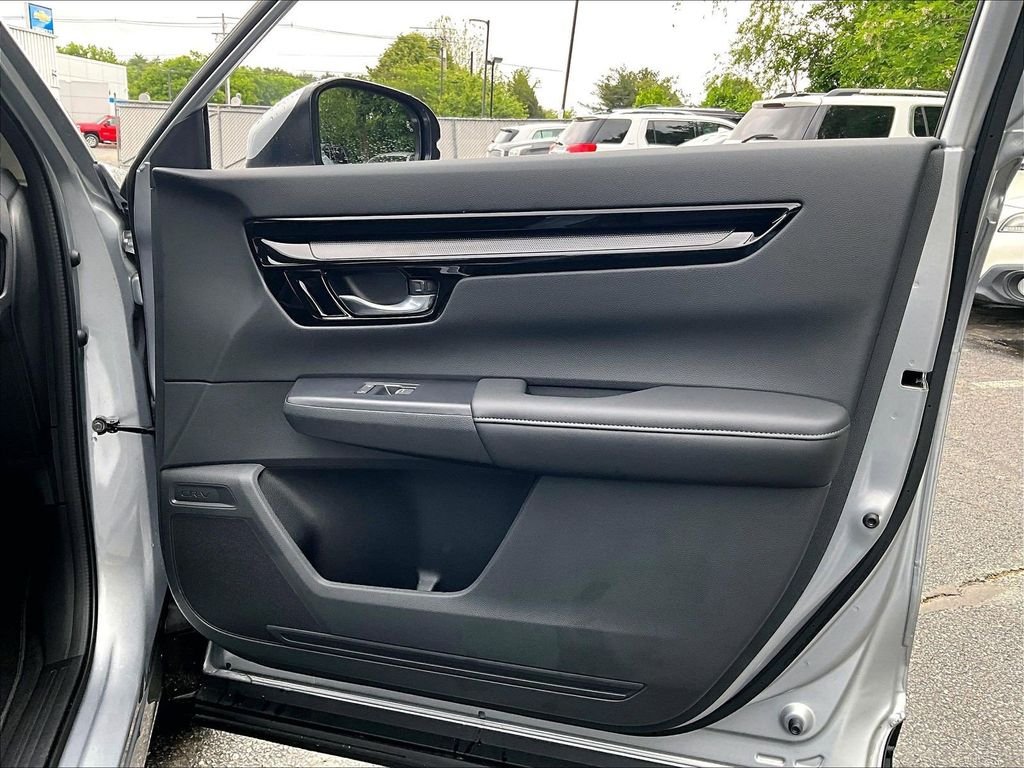 Used 2026 Silver Honda EX-L image 12