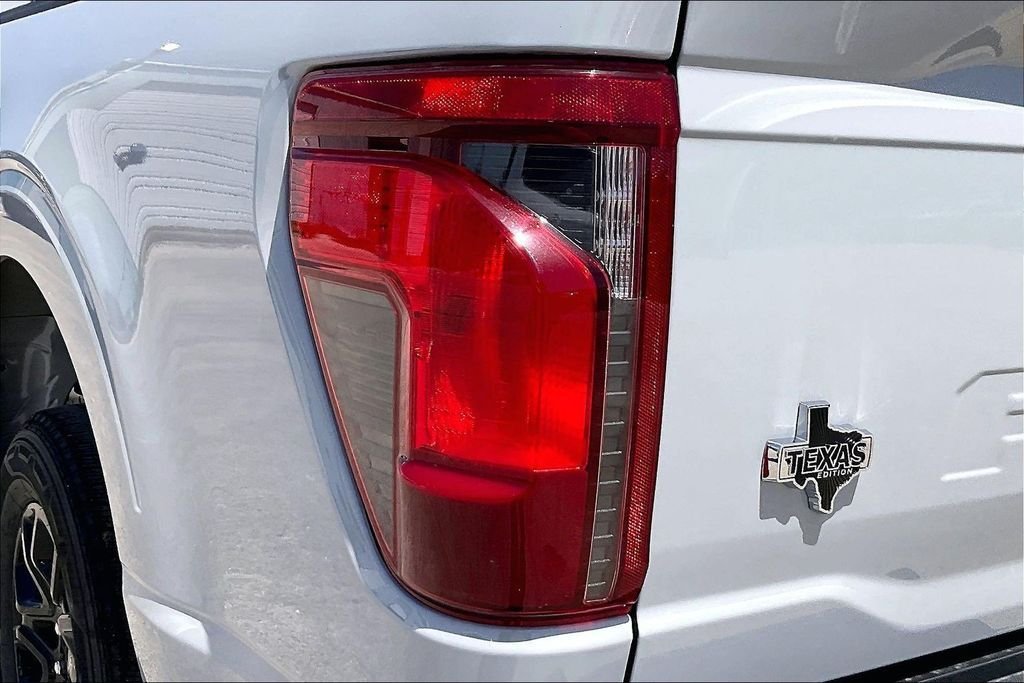 New 2026 Avalanche Ford XLT image 21