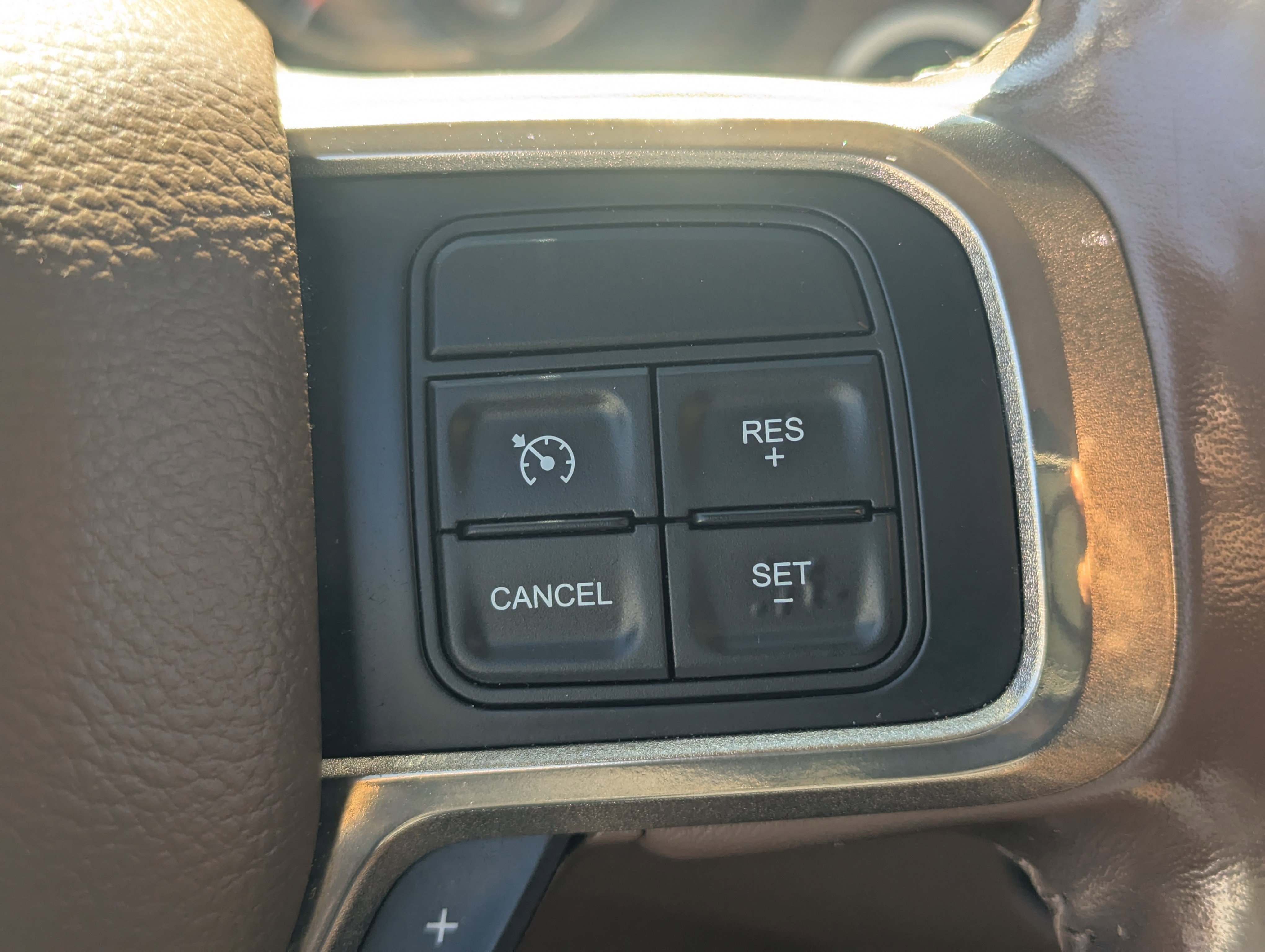 2019 RAM Ram 3500 Pickup Longhorn - Photo 23