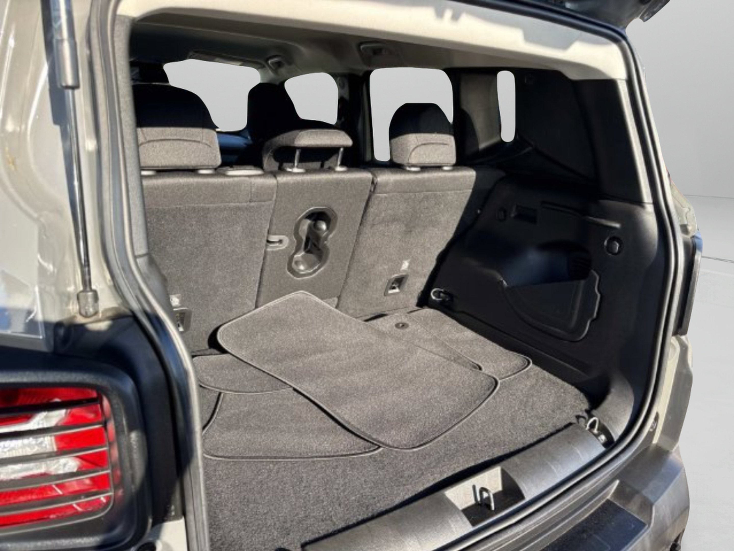 2020 Jeep Renegade Latitude - Photo 9