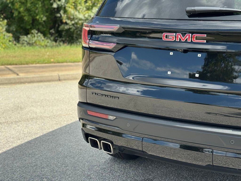 2026 GMC Acadia Elevation - Photo 13