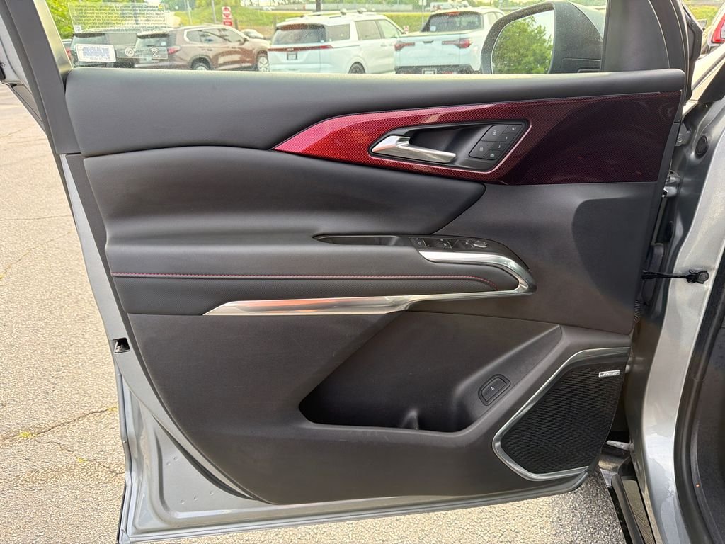 2025 Chevrolet Traverse RS - Photo 10